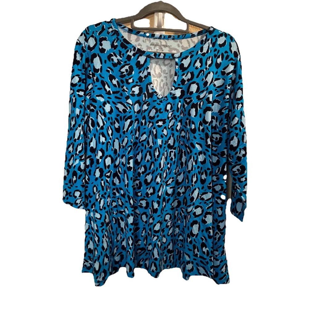 Jessica London V-Neck Pullover Rayon Top Shirt Blue Animal Print Bold Sexy 18/20